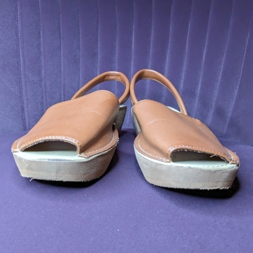 Kenneth Cole Reaction Size 7 Brown Open Toe Sandals‎ w/ Back Strap - Picture 3 of 8